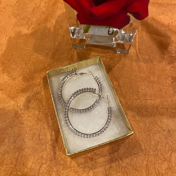 🌹special🌹NWT Full Rectangle Shiny Hoop Earrings Copper Silver Plated Jewelry - Picture 5 of 5